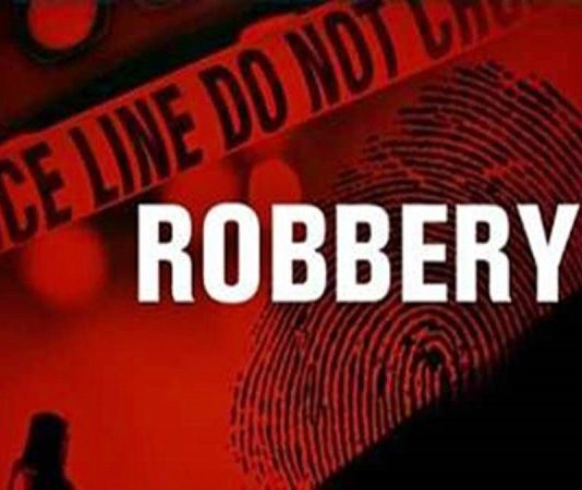 टांडा में कालोनी में सैर कर रहे पूर्व कैप्टन से लूट, जांच में जुटी पुलिस