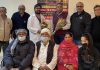 रोटरी क्लब होशियारपुर मिड टाऊन ने 4-अन्धेरी जि़न्दगियों को किया रोशन