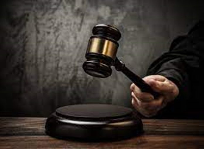 court hammer