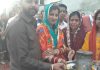 आज बिरज में होली रे रसिया पर झूमे श्रद्धालु