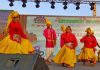 क्राफ्ट्स बाजार में हरियाणा के लोक नृत्य और राजस्थान के कालबेलिया नृत्य ने लोगों को झूमने पर किया मजबूर