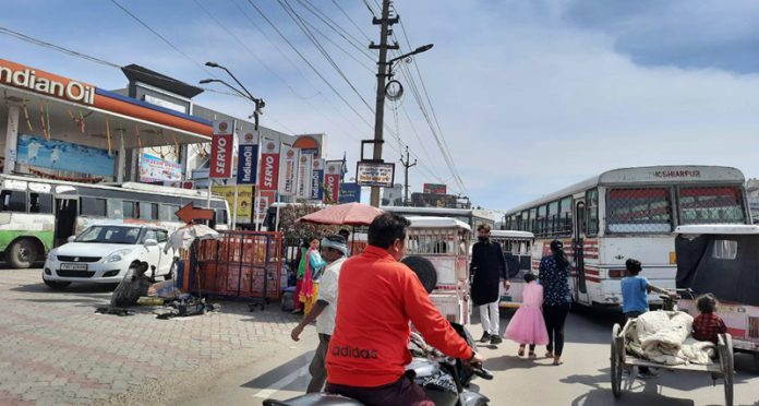 near bus stand trafic