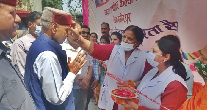 Dhumal inaugurated the health fair in Sujanpur