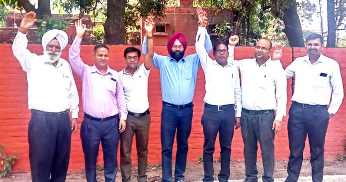 advocate baljit singh