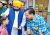 ਭਗਵੰਤ ਮਾਨ ਵੱਲੋਂ ਦਿੱਲੀ ਦੇ ਮੁੱਖ ਮੰਤਰੀ ਨਾਲ ਸਰਕਾਰੀ ਸਕੂਲਾਂ ਤੇ ਸਿਹਤ ਸੰਸਥਾਵਾਂ ਦਾ ਦੌਰਾ