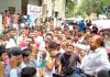 हमीरपुर : अग्निपथ के खिलाफ गुस्से में सड़कों पर उतरे युवा