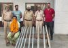 थाना माहिलपुर: बिजली के टावर के स्पोर्टिंग एंगल सहित युवक को किया गिरफ्तार