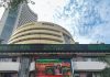 Indian shares gained on Wednesday due to fall in oil prices