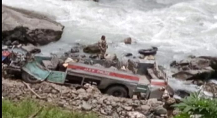 ITBP bus falls into river, 6 died
