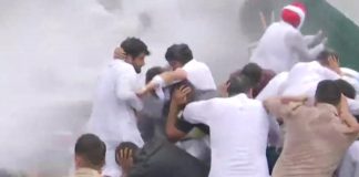 PUNJAB CONGRESS LEADERS HOLD PROTEST AGAINST INFLATION, FACED WATER CONNON SHOWERS