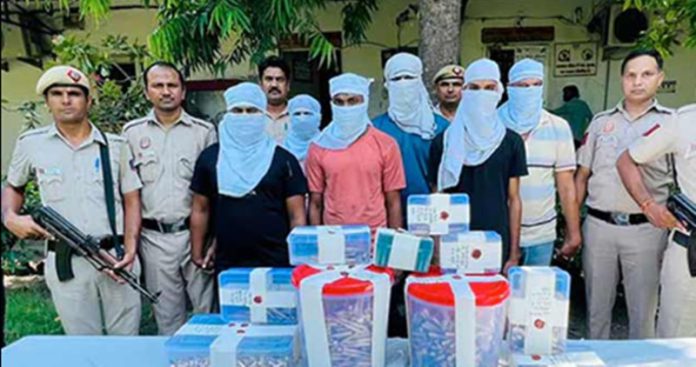 over 2000 live cartridges found in delhi