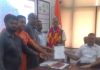 संघर्ष कमेटी ने झुग्गी-झोपड़ी को तोडऩे के विरोध में सरकार के खिलाफ किया रोष प्रदर्शन व अतिरिक्त जिलाधीश को दिया मांग पत्र