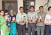 बलजिंदर मान ने पम्मी खुशहालपुरी की किताब ’सिफ्तां दे पार’ का किया विमोचन
