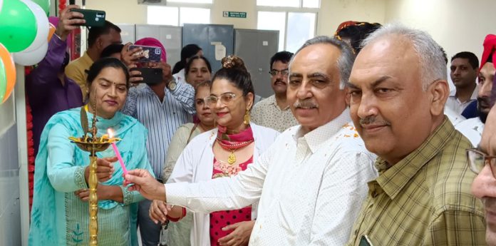 aaaa