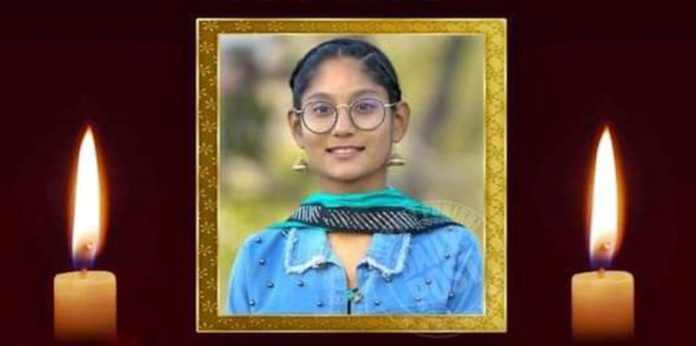 saloni-passedaway-garhdiwala-college-hoshiarpur-punjab-ncc-trail