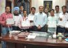 वोटर कार्ड को आधार कार्ड से जोडऩे का काम पूरा करने वाले 14 बूथ लेवल अधिकारियों को किया सम्मानित