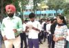 सरकारी स्कूल अज्जोवाल में विद्यार्थियों द्वारा प्रिंसिपल चरण सिंह के नेतृत्व में निकाली गई जागरूकता रैली