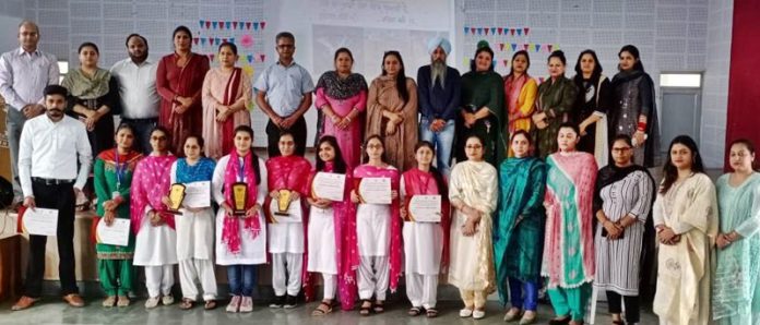 dav-college-of-education-hoshiarpur