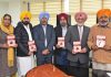 वित्त मंत्री द्वारा डॉ. गिल की किताब ‘द पंजाब दैट वॉस नॉट’ का लोकार्पण