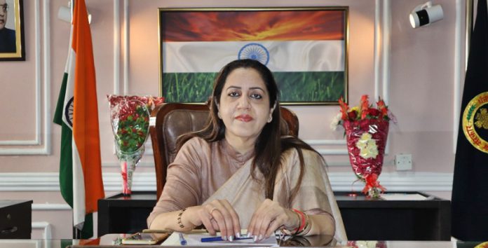 dc-fazilka-madal-senu-duggal