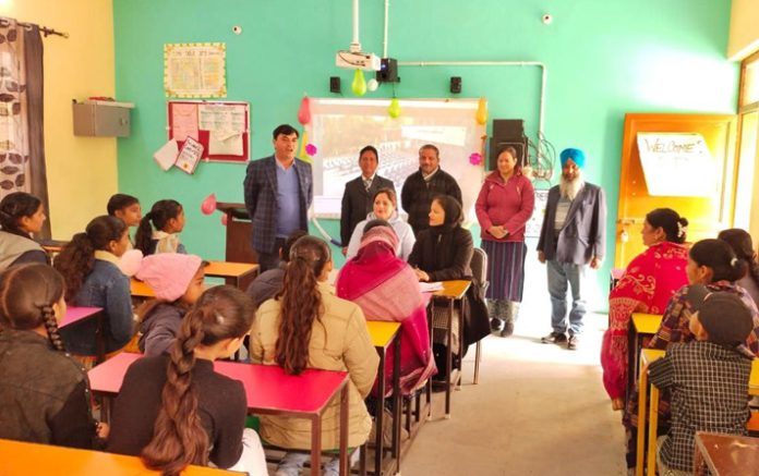 naru nagal school