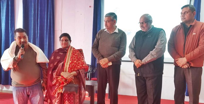 sambh-lo-maape-rab-ta-mil-ju-aape-hoshiarpur-rayat-bahra