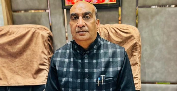 suresh-bhatia-bittu-bittu-bhatia-bjp-hoshiarpur