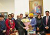 मुख्यमंत्री ने अधिकारियों को सरकार की जन हितैषी स्कीमों और प्रयासों का लाभ जमीनी स्तर तक यकीनी बनाने के लिए कहा