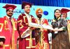 अमन अरोड़ा ने 200 ग्रैजुएट और 50 पोस्ट ग्रैजुएट विद्यार्थियों को डिग्रियाँ सौंपी