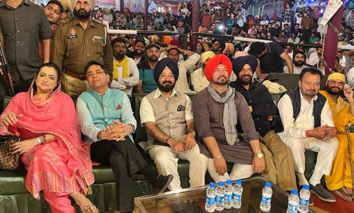 IPR Minister Aman Arora at Craft Mela 5
