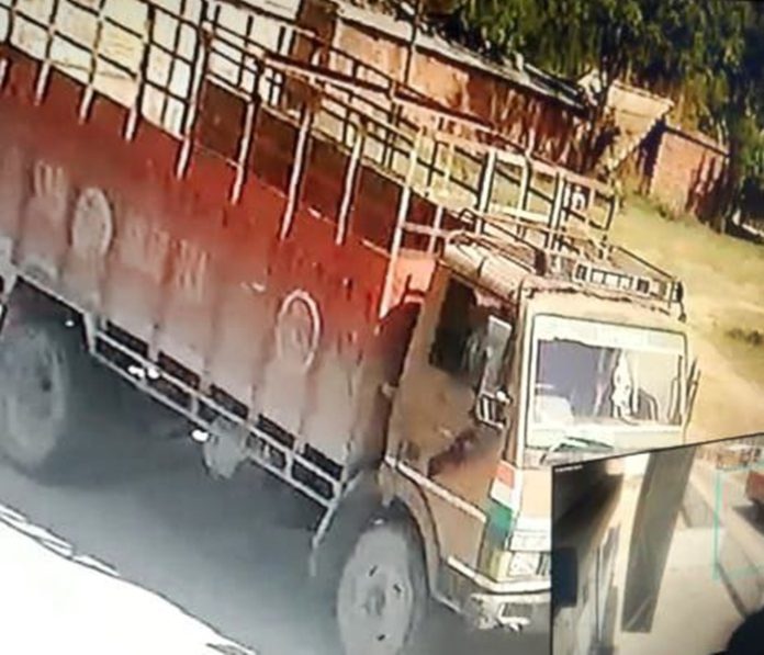 cantar canter truck