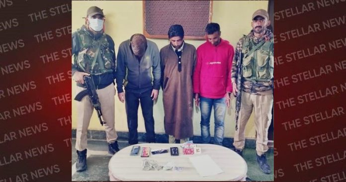 Police arrests 03 gamblers in Awantipora, stake money seized
