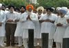 ਨਮ ਅੱਖਾਂ ਨਾਲ ਸੁਖਬੀਰ ਸਿੰਘ ਬਾਦਲ ਤੇ ਪਰਿਵਾਰਿਕ ਮੈਂਬਰਾਂ ਨੇ ਪ੍ਰਕਾਸ਼ ਸਿੰਘ ਬਾਦਲ ਦੇ ਫੁੱਲ ਚੁੱਗਣ ਦੀ ਰਸਮ ਕੀਤੀ ਅਦਾ