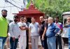 सुतैहरी रोड पर गंदे नाले पर बनाए जा रहे मंदिर कार्य को लक्की ठाकुर और जावेद खान ने रुकवाया