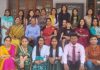 एम.ए-2 हिन्दी के विद्यार्थियों को एम.ए-1 के विद्यार्थियों द्वारा दी गई विदायगी पार्टी