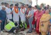 मंत्री जिंपा ने बरसातों के मद्देनजर शहर में नालों की सफाई की करवाई शुरुआत
