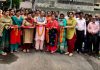 मौली, रिबन, मिश्री लेकर नारायण नगर की महिलाएं करती रही मंत्री जिंपा का इंतजार