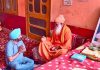 हरमिंदर आहलूवालिया ने गांव सरथली महंत धीरज गिरी जी का जाना कुशल मंगल व प्राप्त किया आशीर्वाद