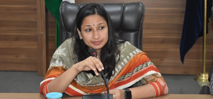 DC Hsp Smt Komal Mittal