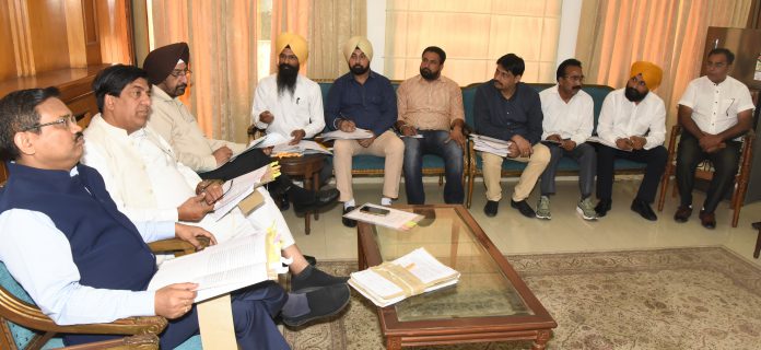 Jimpa holds meeting