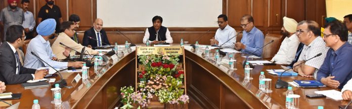 Minister Mr. Bram Shanker