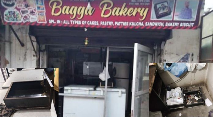 theft-in-bagga-bakers-santokh-nagar-hoshiarpur-punjab