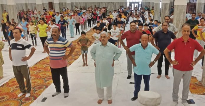 yoga tikshan sood