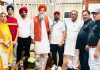 रजत पदक विजेता वेटलिफ्टर द्वारा विधानसभा स्पीकर के साथ मुलाकात