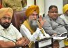 स्पीकर संधवां द्वारा फ़िरोज़पुर पट्टी में मिर्चों की काश्त कर रहे किसानों को हर संभव सहायता देने का भरोसा