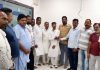 नगर निगम सफाई कर्मचारी यूनियन द्वारा शोकग्रस्त परिवार को दी गई सहायता राशि