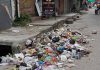 सफाई कर्मचारियों की हड़ताल के चलते कस्बा हरियाना में सफाई व्यवस्था ठप्प