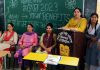 भाग दौड़ वाली जिंदगी में स्वस्थ रहने की कला सिखाता है योग: बबनीत