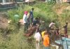 गांव आजादपुर में ट्रक नहर में गिरने से क्लीनर की मौत, चालक गंभीर, फाजिल्का से आया था बजरी लेने