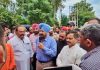 बजरंग दल ने पंजाबी गायक मास्टर सलीम के खिलाफ एफआरआई की मांग को लेकर दिया धरना